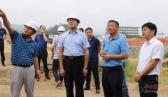 这个项目开辟京山矿石精深加工新路径，市委书记刘启华现场办公解难